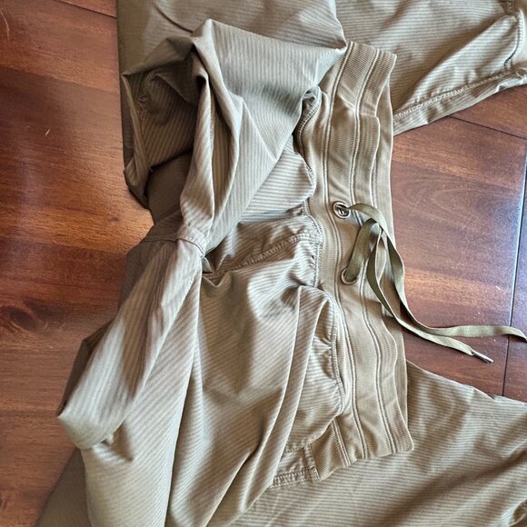 ZYIA Active Everywhere Women’s Jogger Pants Size 4 Olive Green Drawstring - Picture 12 of 16